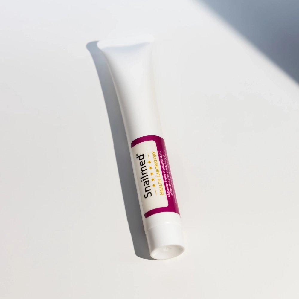 Nawilżająco odżywczy Krem do pielęgnacji skóry rąk z ceramidami, aloesem oraz kwasem oktadekanowym